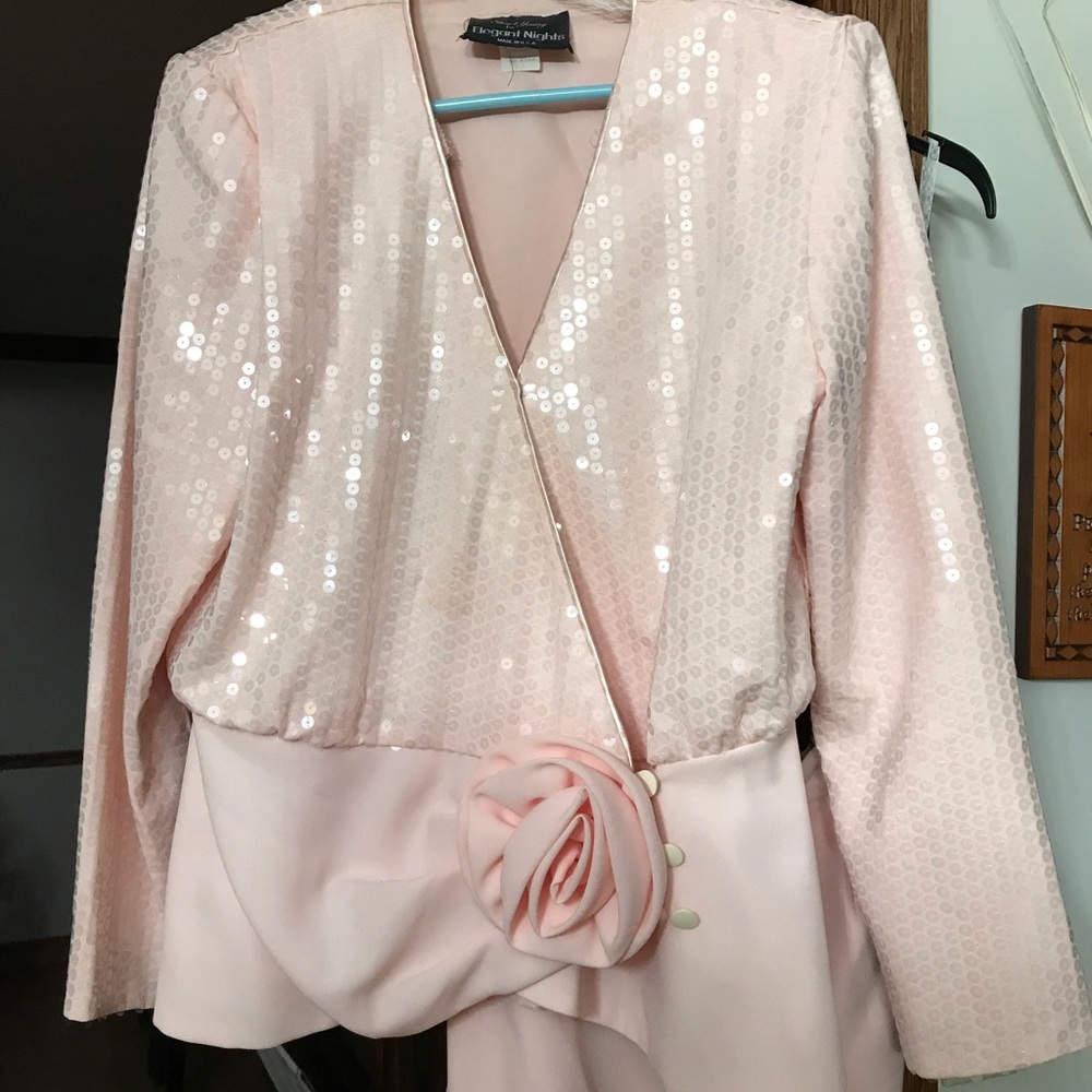 Vintage elegance!  Sparkle plenty!